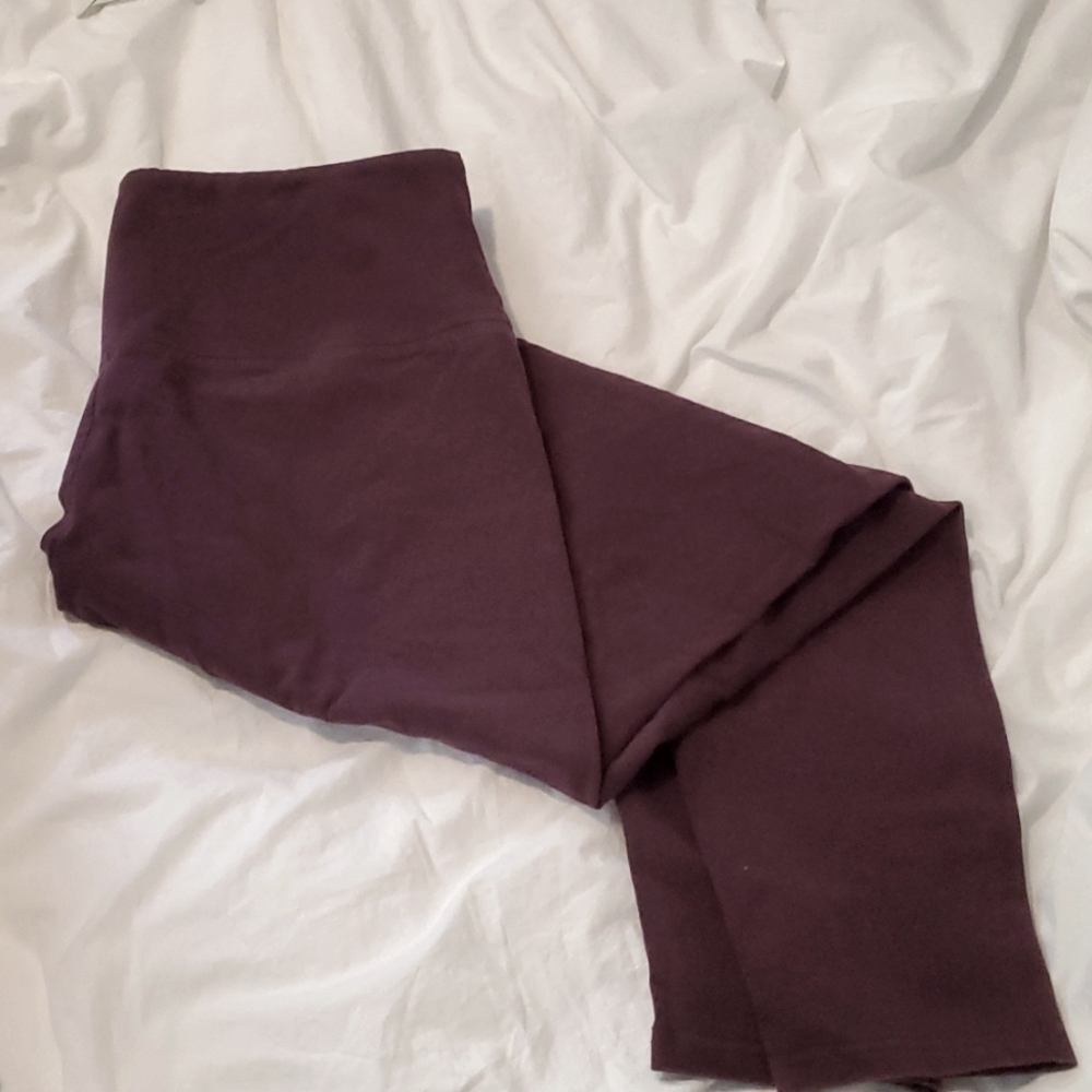 Passports Yoga Pants, Large, Purple